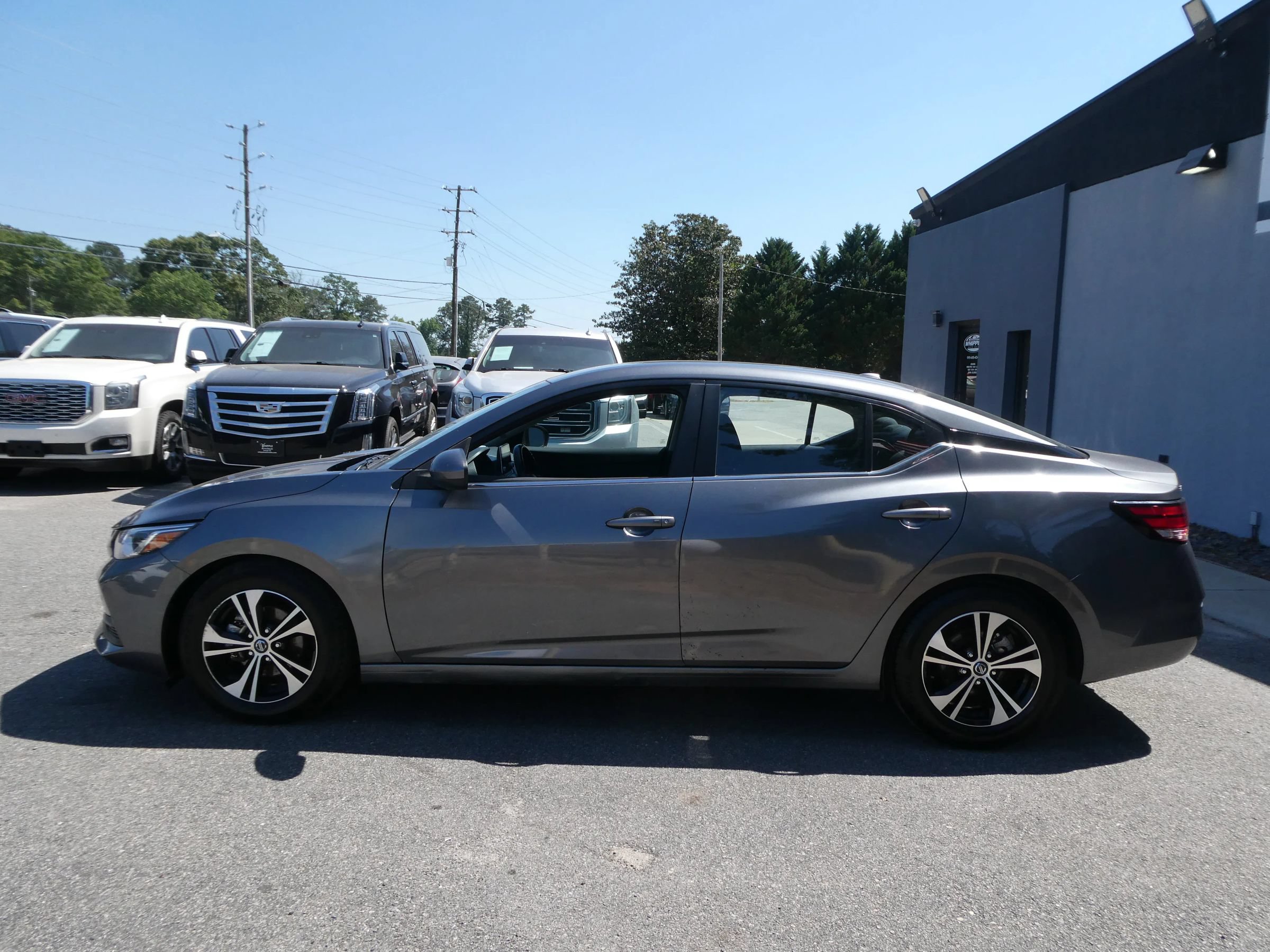 Used 2021 Nissan Sentra SV FWD image 9