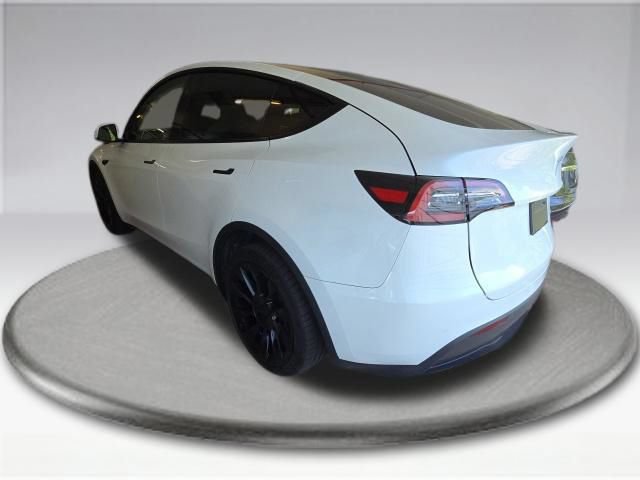 Used 2023 Tesla Model Y Long Range AWD/4WD image 9