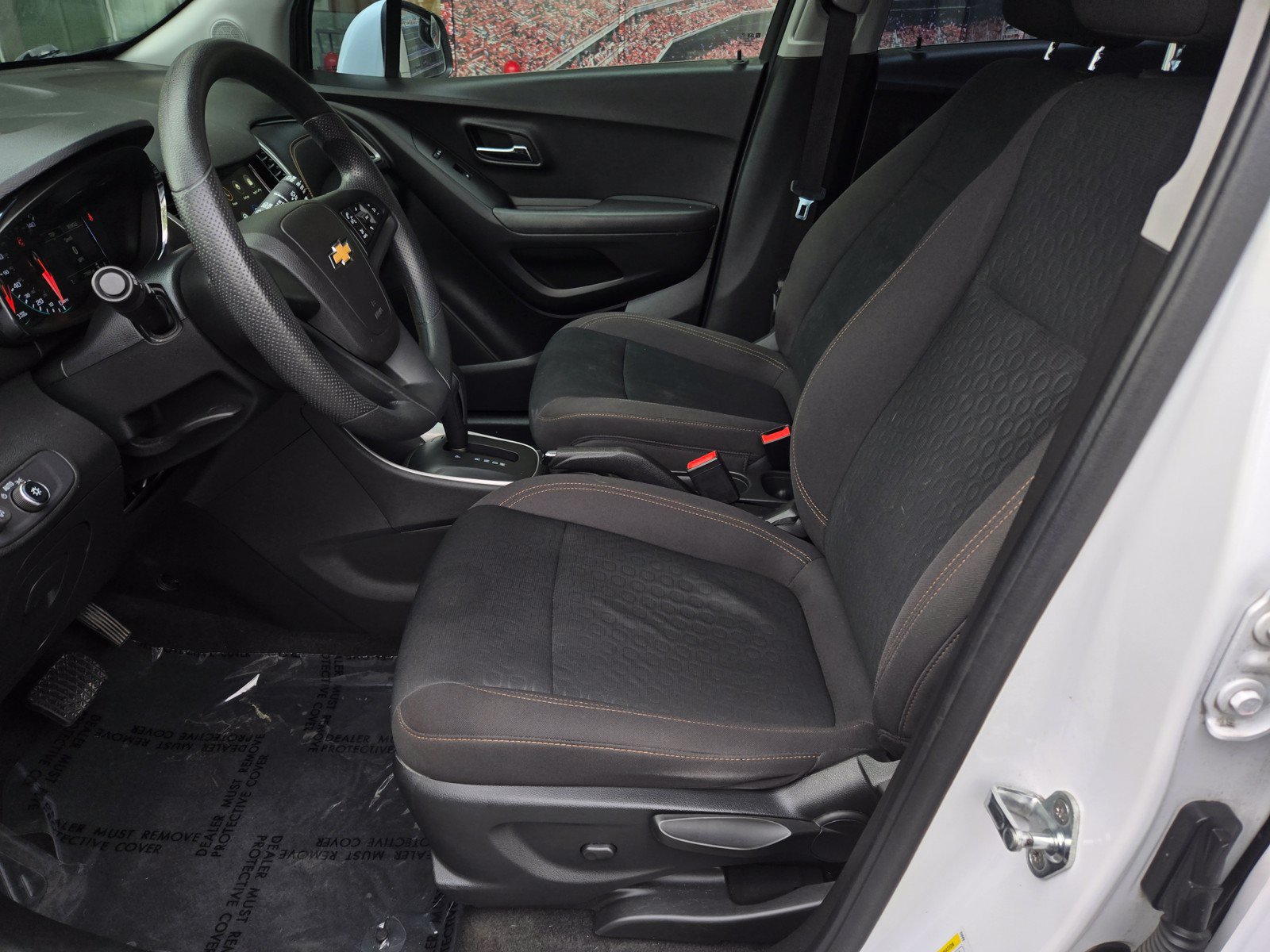 Used 2018 Chevrolet Trax LS FWD image 15