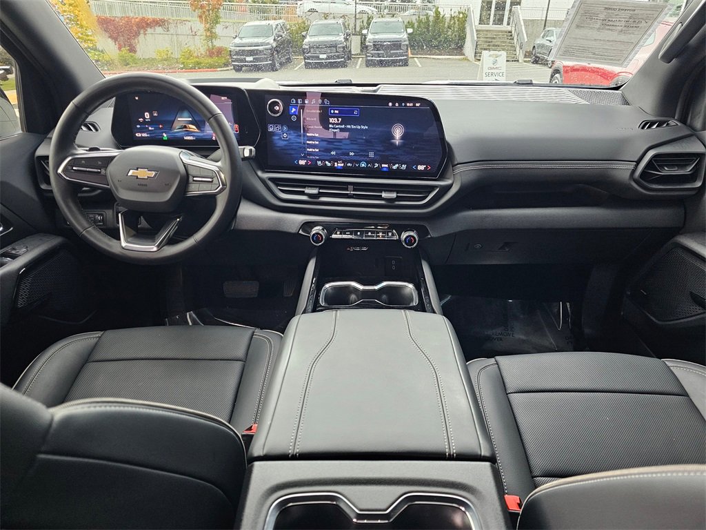 Used 2025 Chevrolet Silverado EV LT image 20