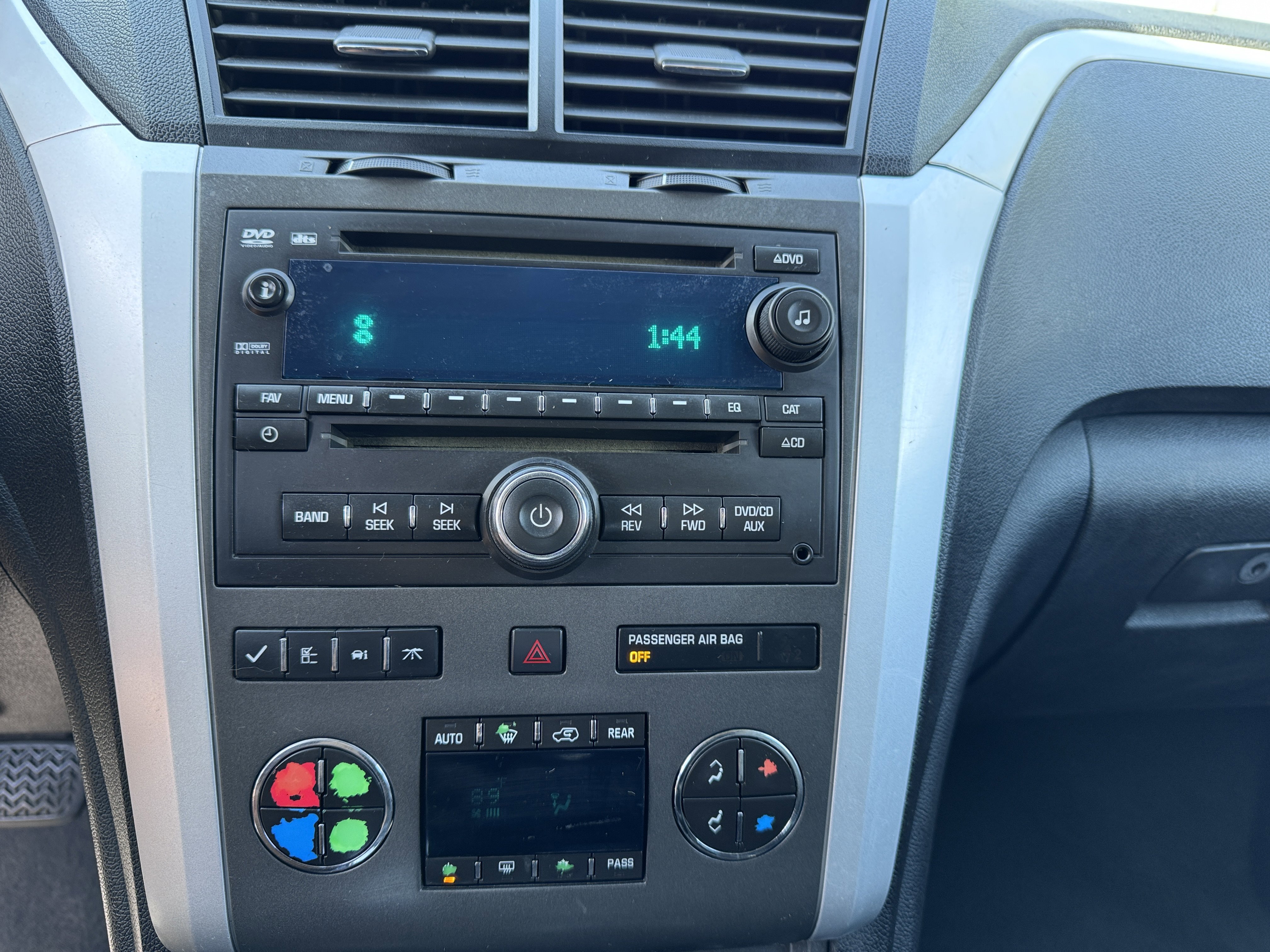 Used 2011 Chevrolet Traverse LT w/ Personal Connectivity Package AWD/4WD image 19