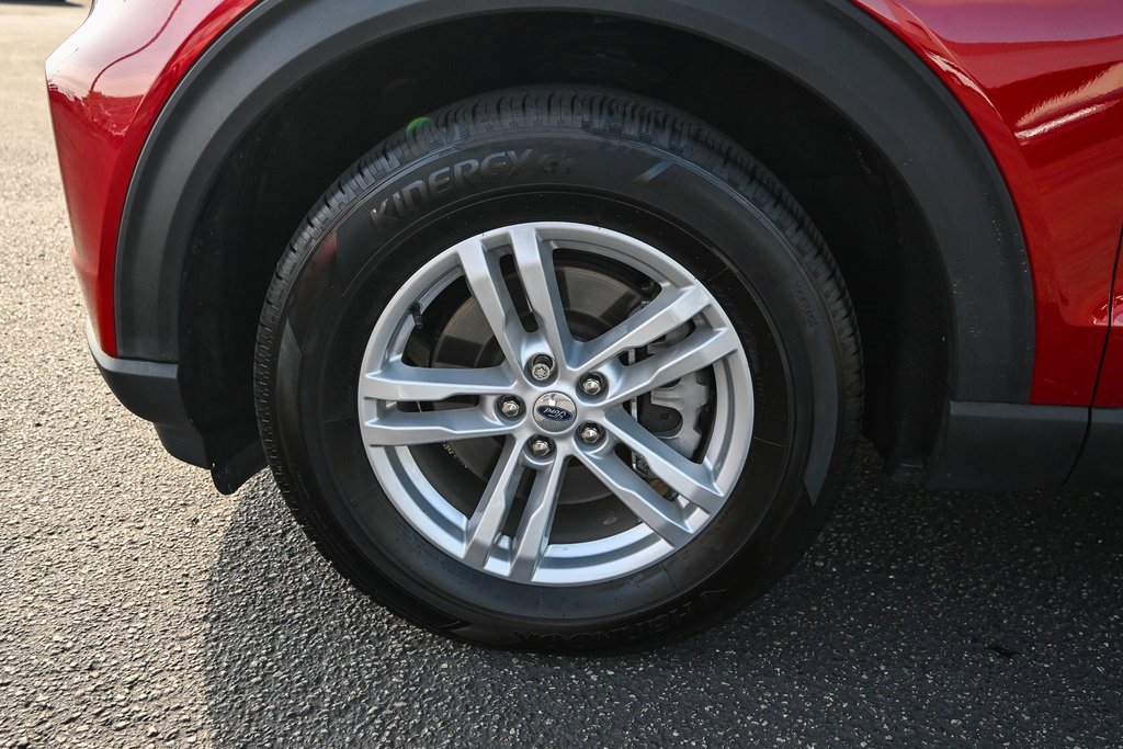 Certified 2023 Ford Explorer XLT w/ Equipment Group 202A image 12