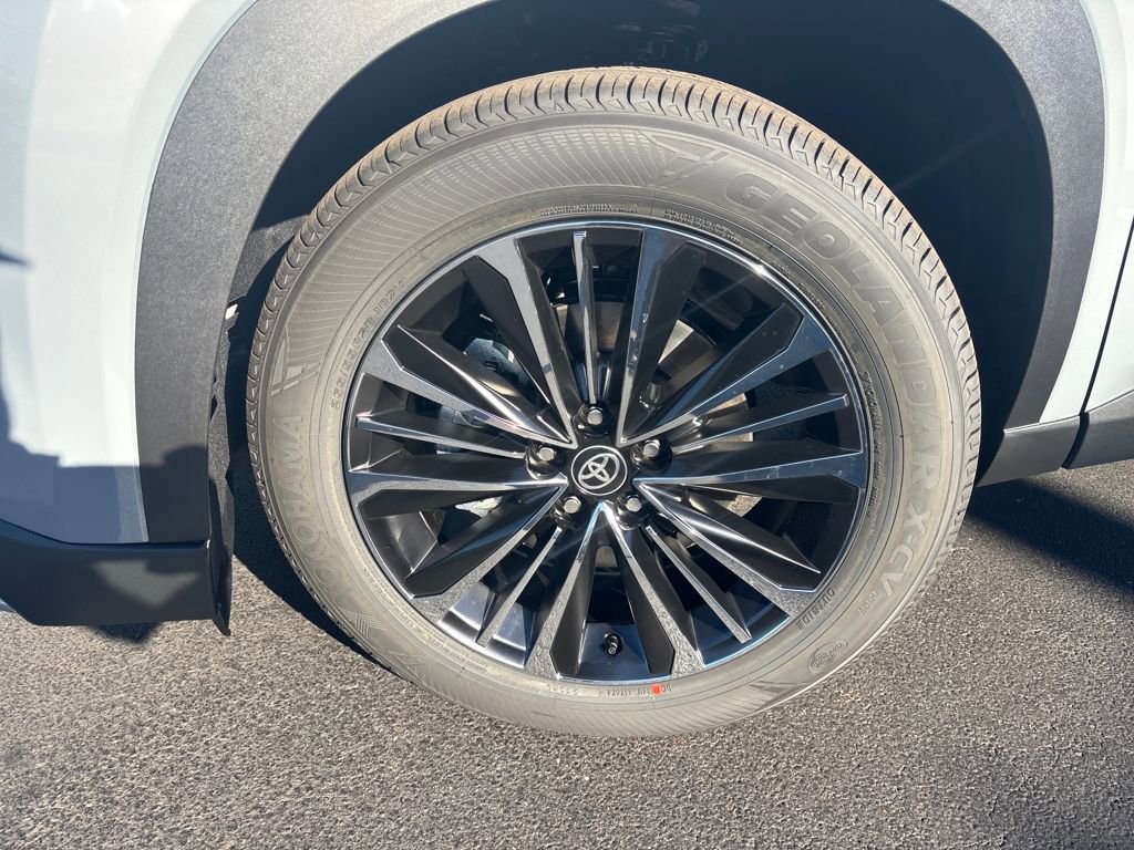 New 2026 Toyota Grand Highlander AWD Hybrid image 9