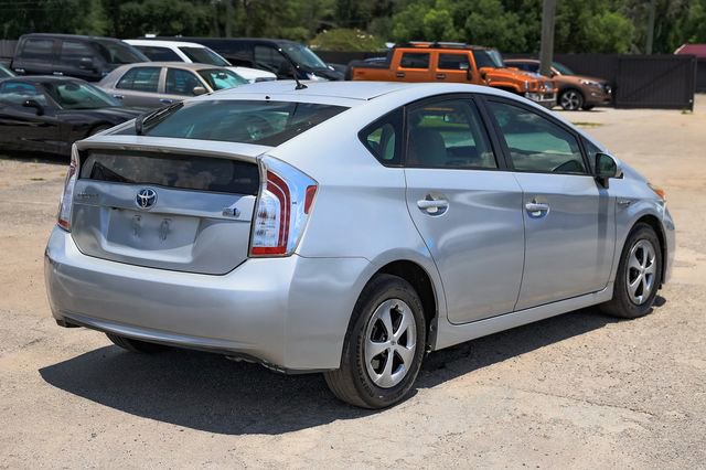 Used 2015 Toyota Prius Four image 13
