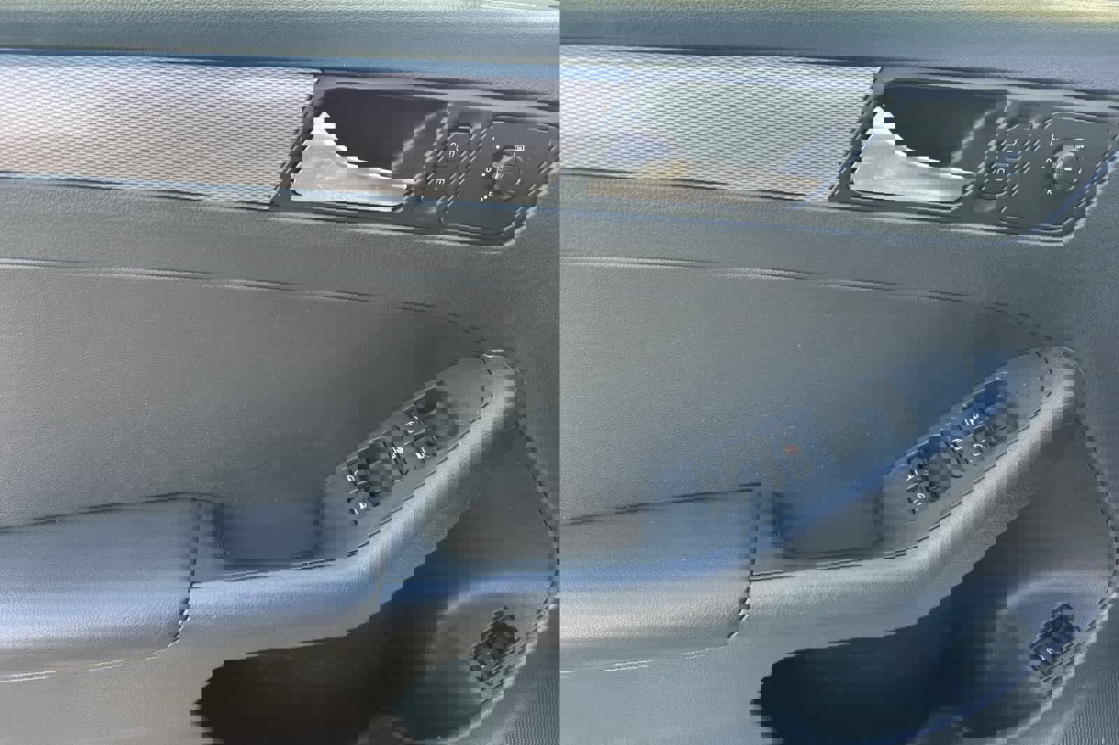 Used 2015 Volkswagen Jetta SE image 12