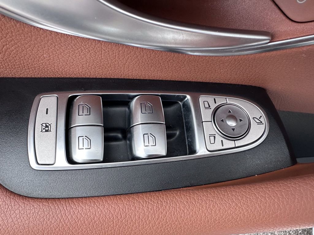 Used 2023 Mercedes-Benz E 450 Cabriolet image 37