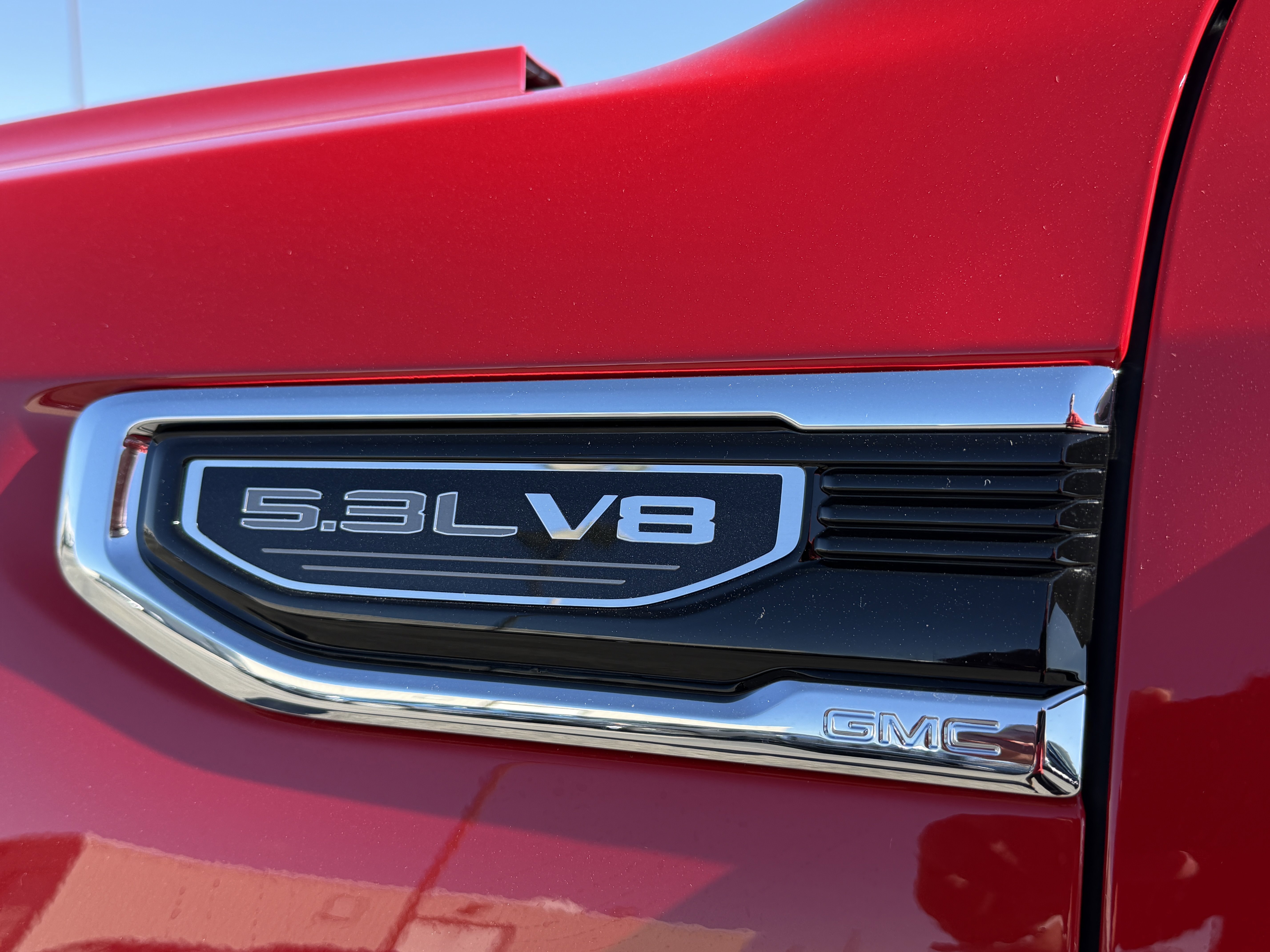 New 2026 GMC Sierra 1500 SLE image 11