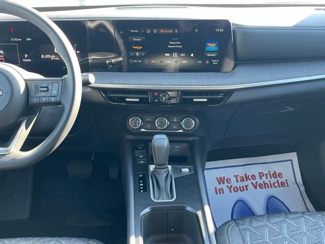 New 2025 Nissan Kicks SV FWD image 22