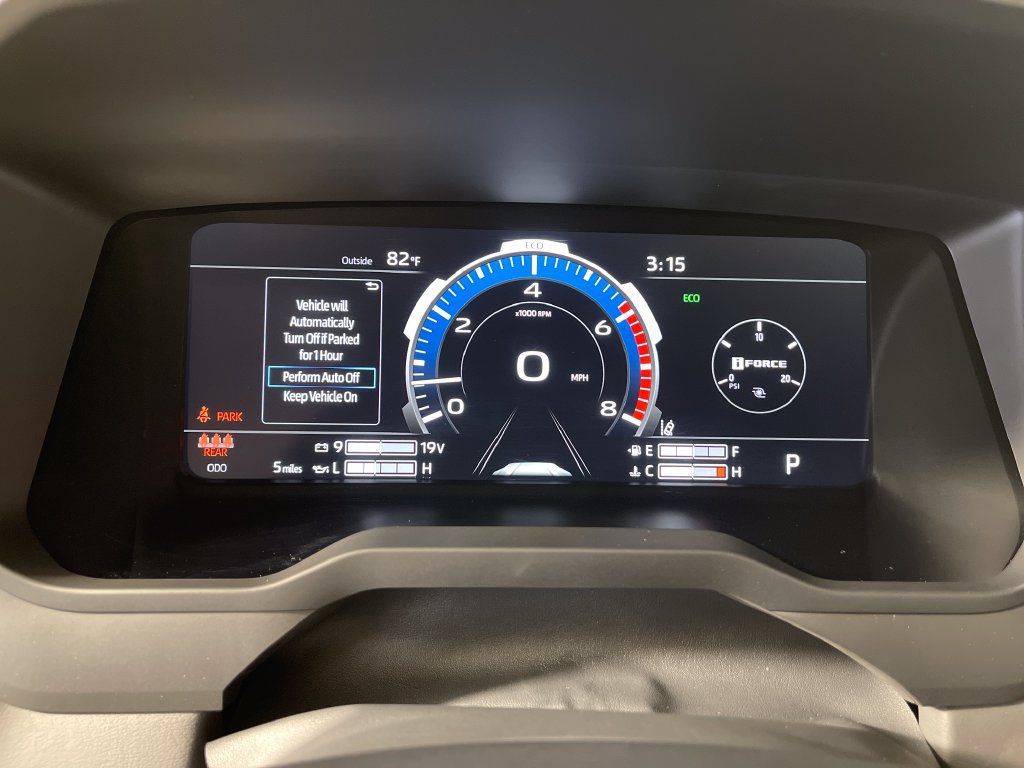 New 2026 Toyota Tundra Platinum w/ TRD Off-Road Package AWD/4WD image 18