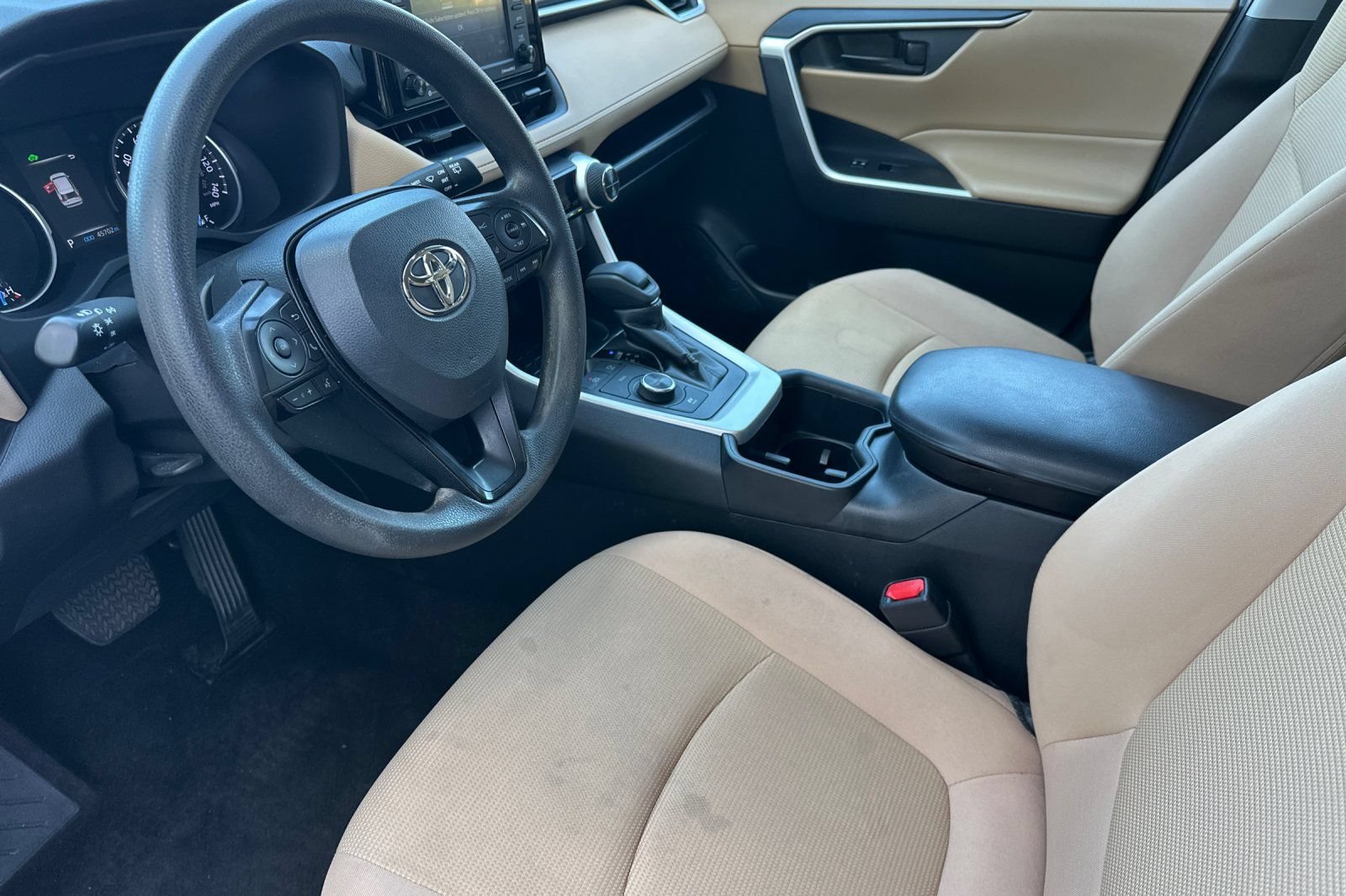 Certified 2022 Toyota RAV4 LE AWD/4WD image 11