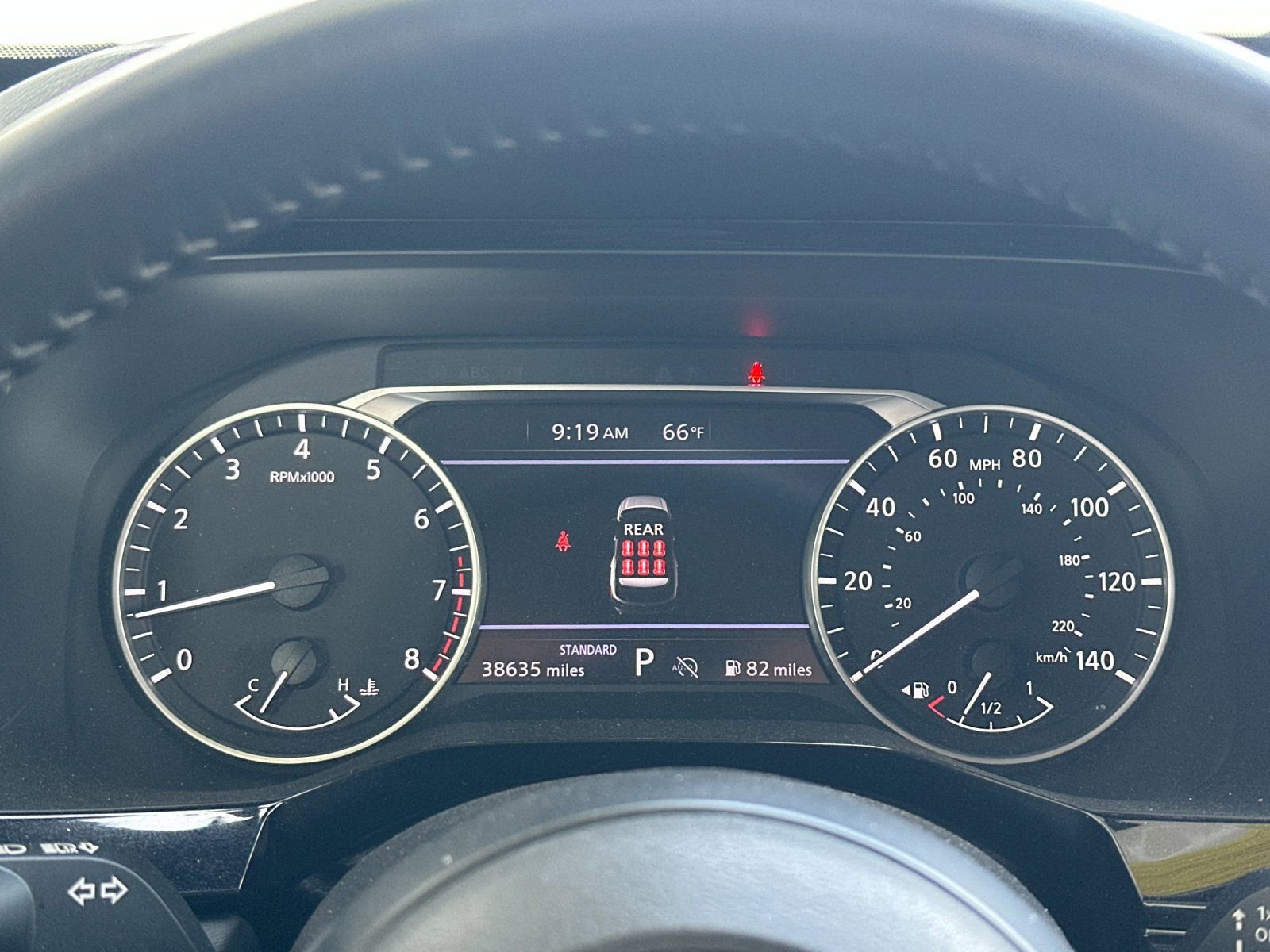 Used 2024 Nissan Pathfinder SV image 23