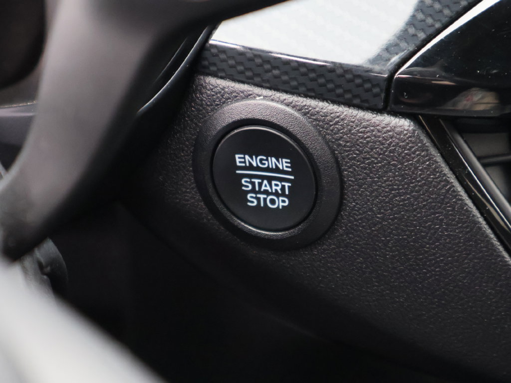 Used 2025 Ford Escape ST-Line AWD/4WD image 30