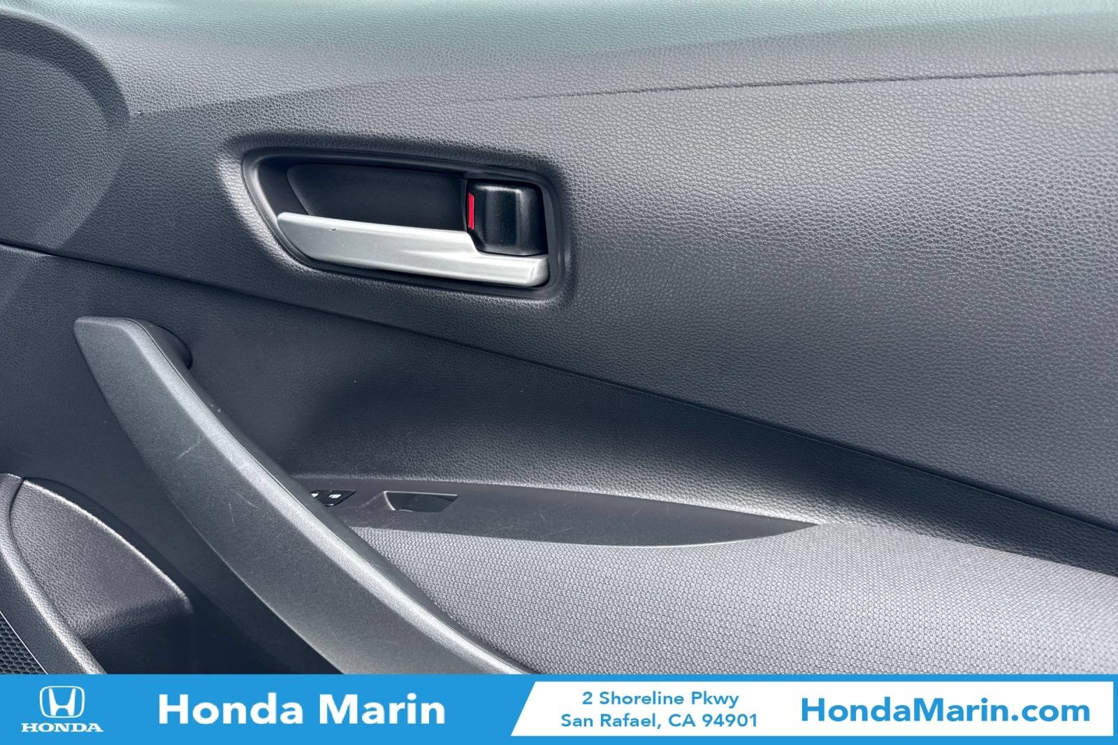 Used 2020 Toyota Corolla LE FWD image 21