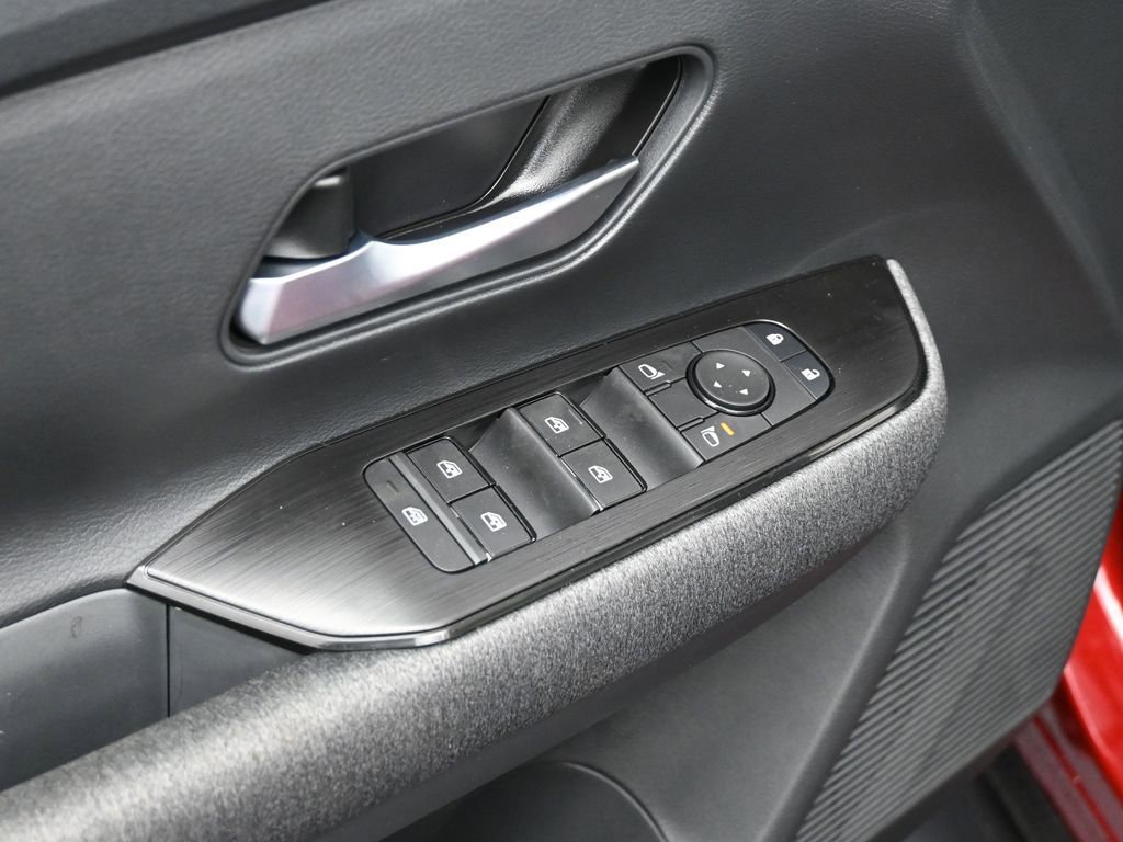 New 2026 Nissan Kicks SV w/ SV Premium Package image 15