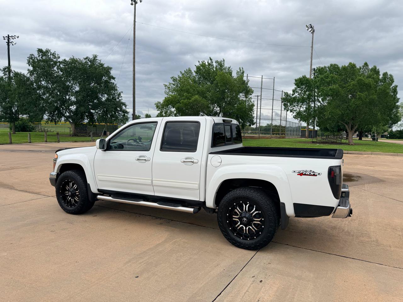 Used 2012 GMC Canyon SLE AWD/4WD image 9
