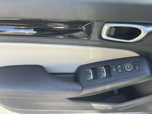 Used 2024 Honda Civic EX-L image 17