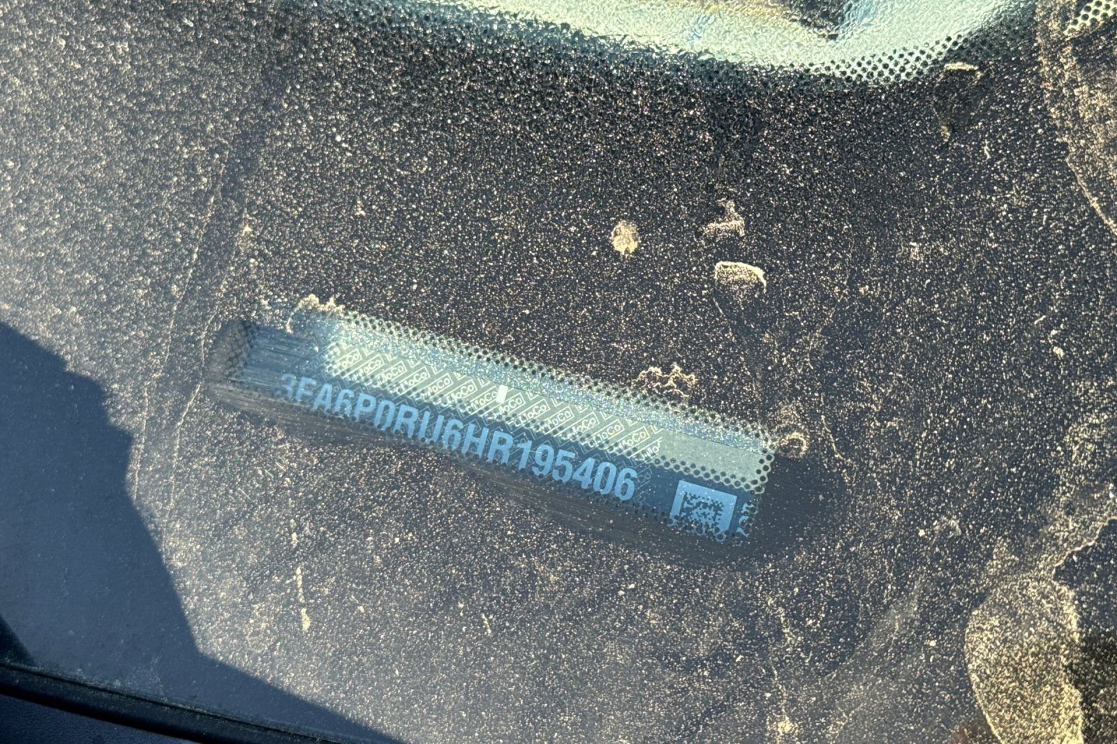 Used 2017 Ford Fusion Platinum image 3