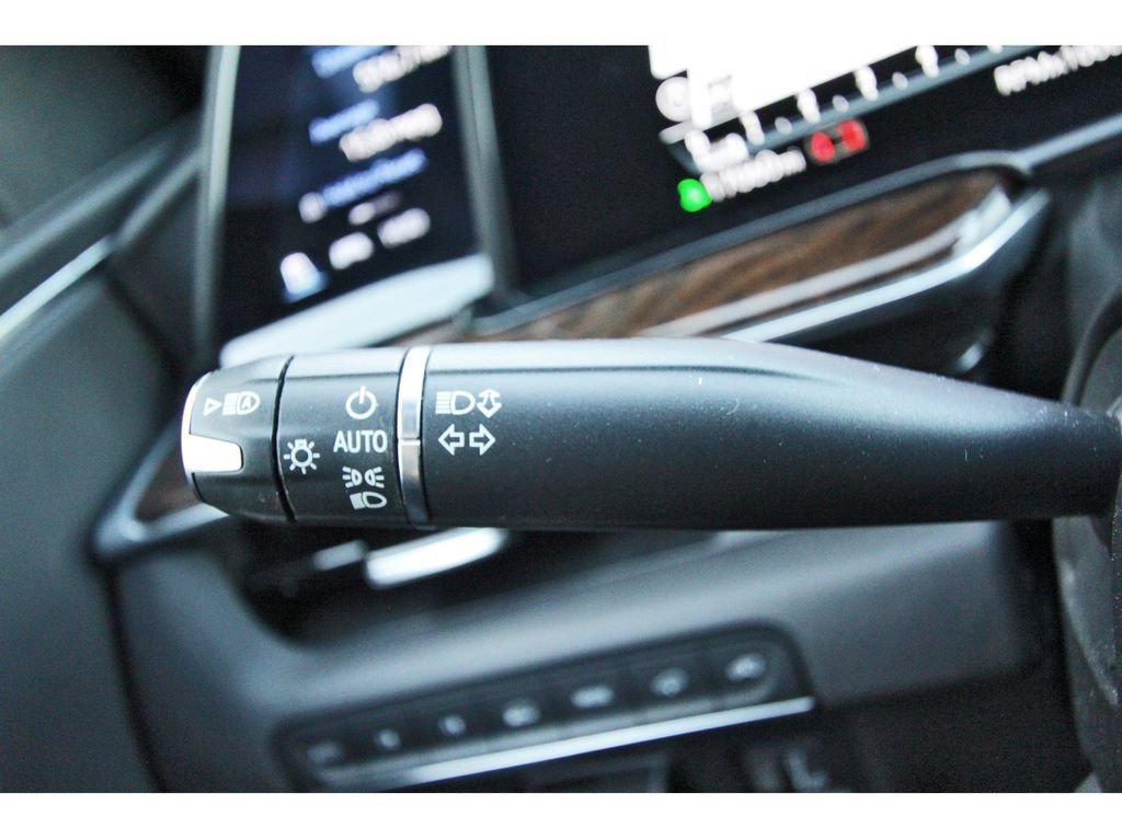 Used 2022 Cadillac Escalade ESV Sport Platinum AWD/4WD image 18