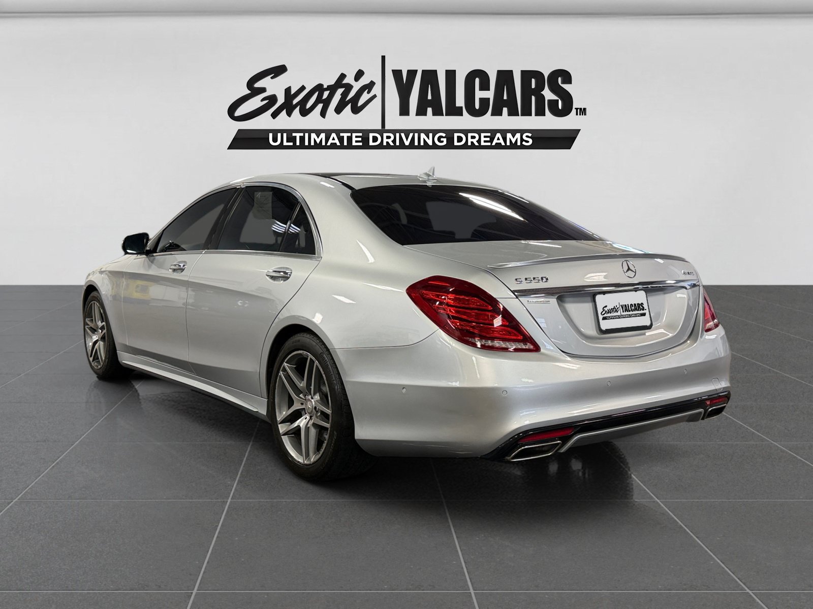 Used 2016 Mercedes-Benz S 550 4MATIC Sedan image 3