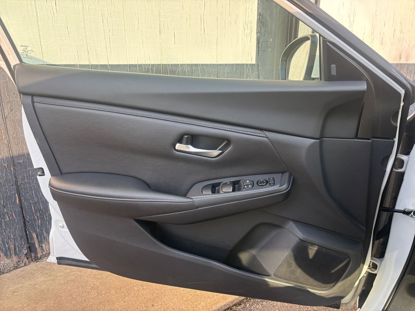 Used 2024 Nissan Sentra SV FWD image 18