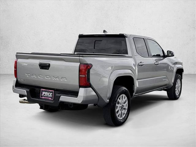 Certified 2025 Toyota Tacoma SR5 AWD/4WD image 5