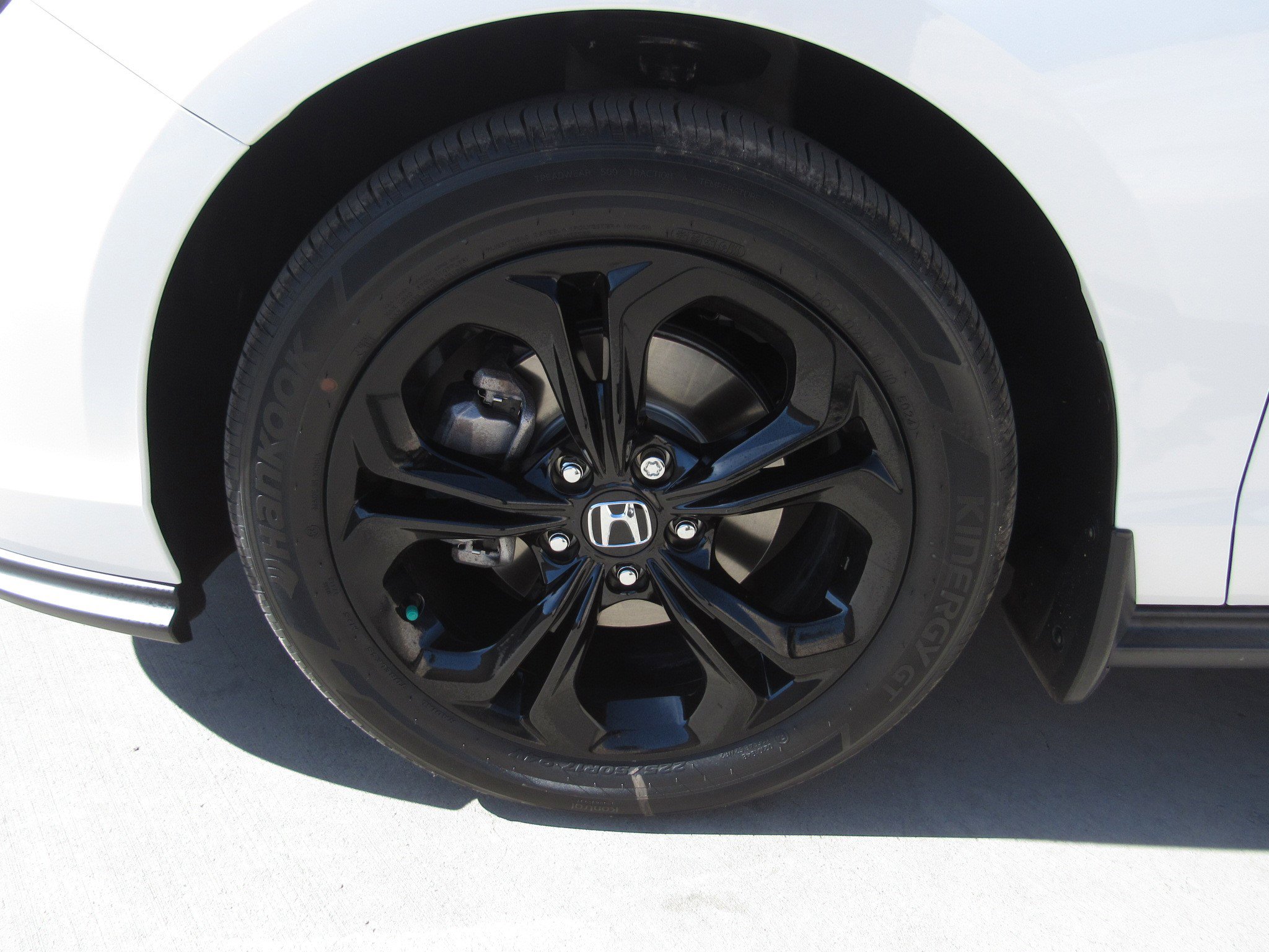 Used 2025 Honda Accord SE image 4