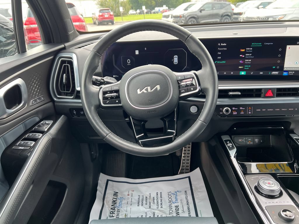 Certified 2025 Kia Sorento SX Prestige AWD/4WD image 16