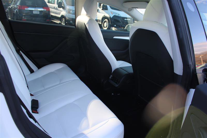Used 2021 Tesla Model 3 Performance image 14