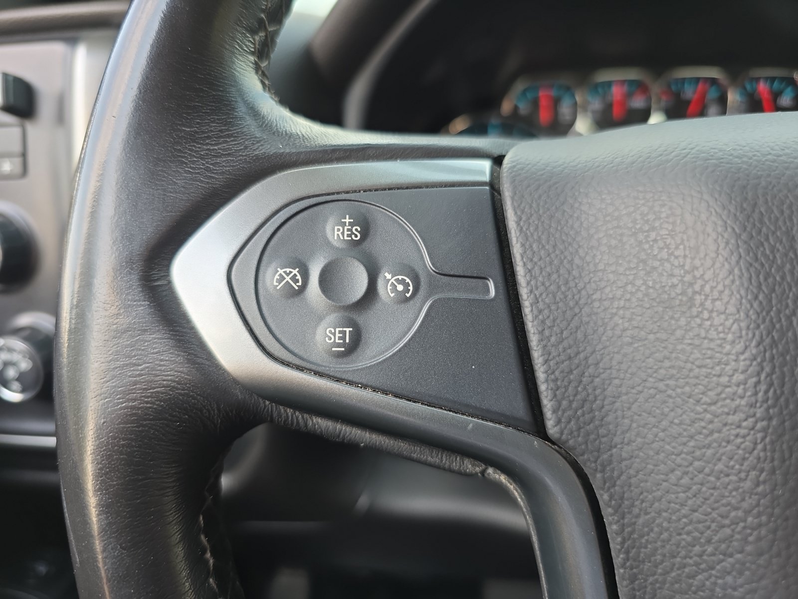 Used 2018 Chevrolet Silverado 2500 LT w/ All Star Edition AWD/4WD image 17