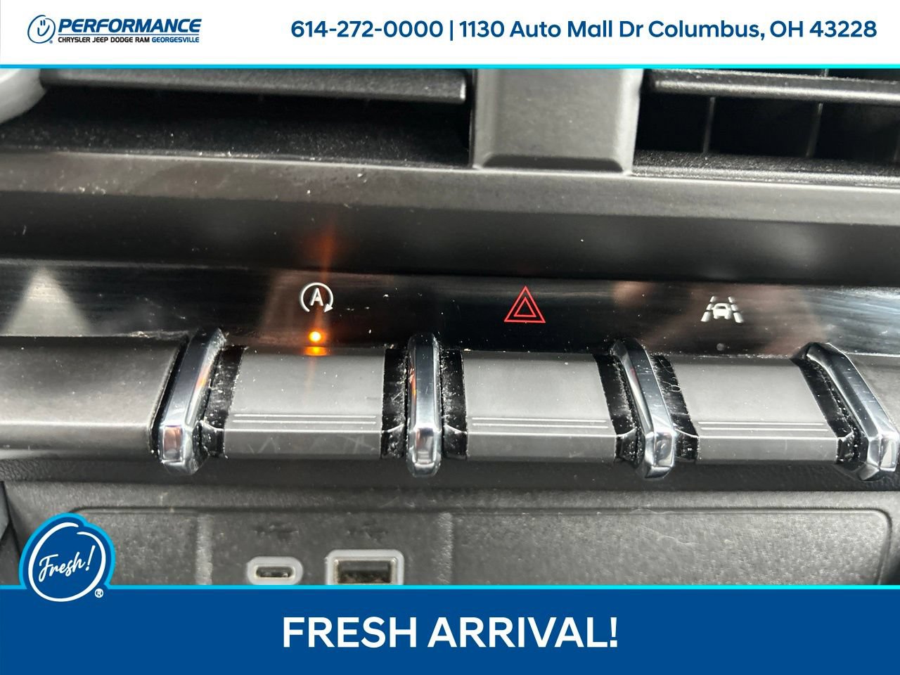 Used 2024 Chevrolet Colorado Trail Boss w/ Technology Package AWD/4WD image 24