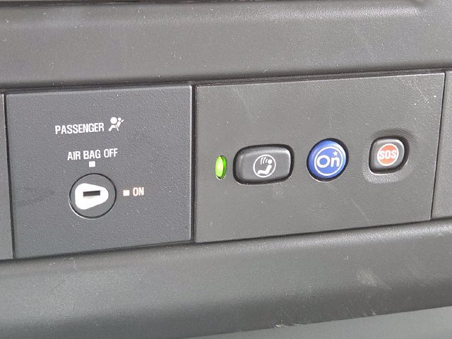 New 2025 Chevrolet Express 3500 w/ Driver Convenience Package RWD image 4