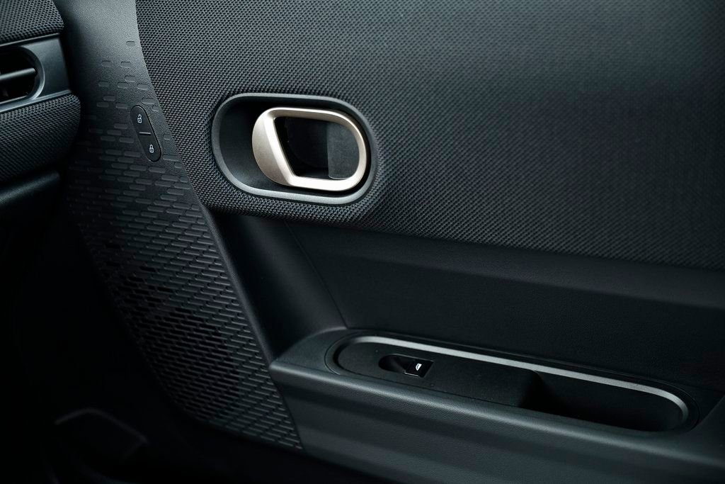 New 2026 MINI Cooper 2-Door Hardtop FWD image 39