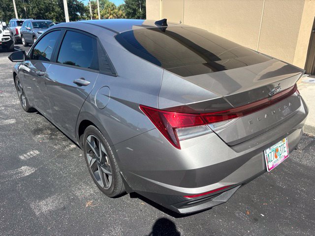 Used 2023 Hyundai Elantra SEL w/ Convenience Package FWD image 6