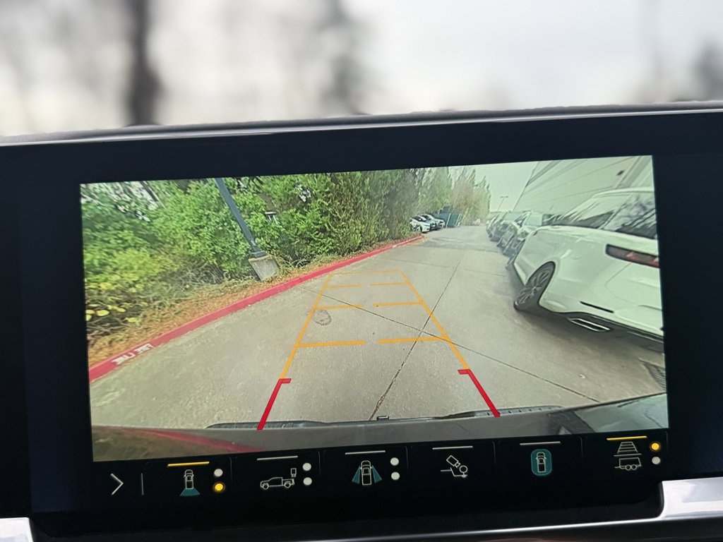 Used 2022 Chevrolet Silverado 1500 High Country w/ High Country Premium Package image 37