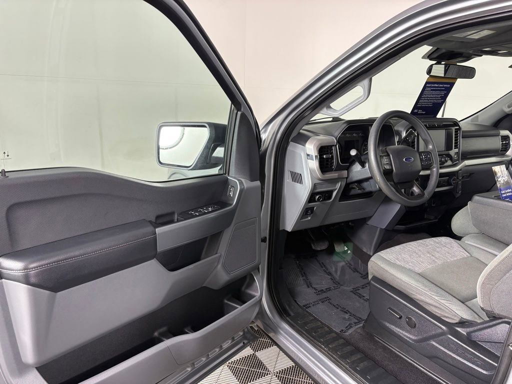 Certified 2023 Ford F150 XLT w/ Trailer Tow Package AWD/4WD image 13