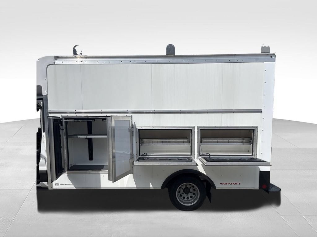 New 2026 Ford Transit 350 DRW AWD w/ Exterior Upgrade Package image 15
