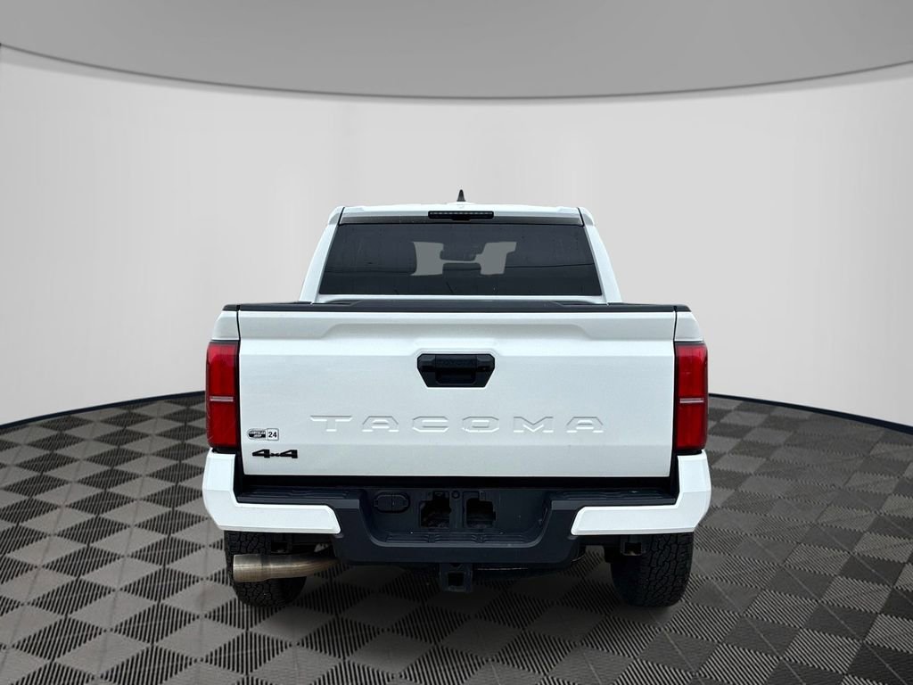 Used 2024 Toyota Tacoma TRD Sport AWD/4WD image 6