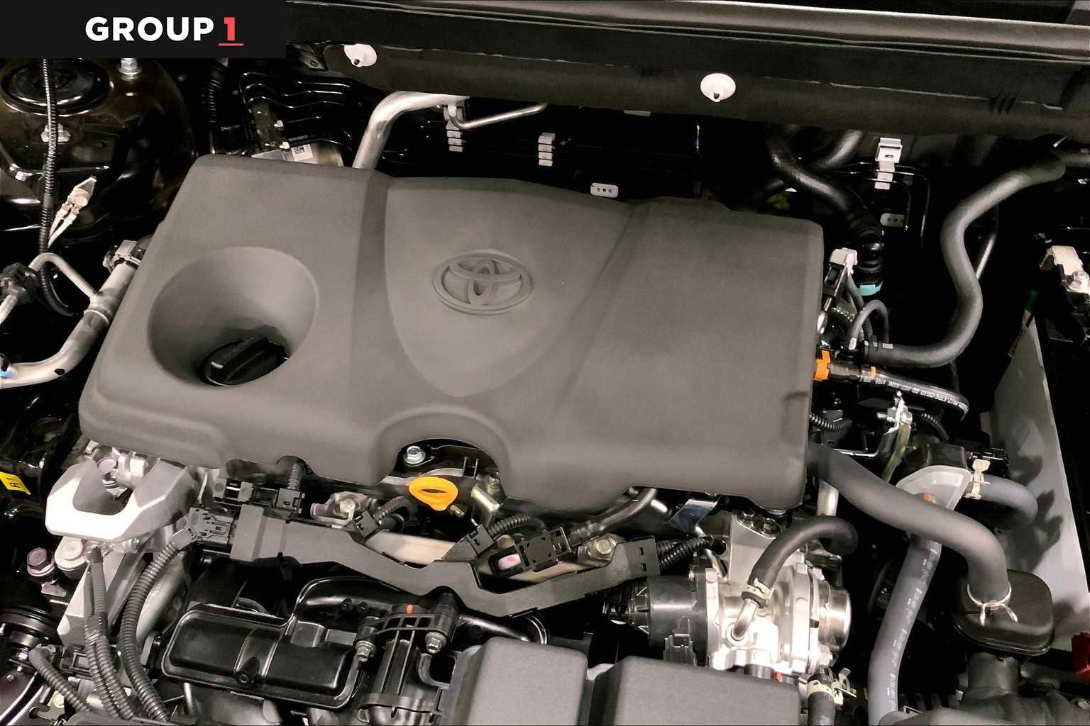 Used 2025 Toyota RAV4 XLE Premium w/ Weather Package AWD/4WD image 17