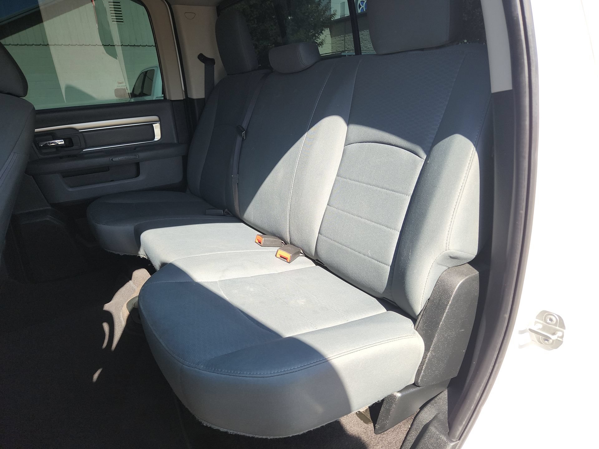 Used 2017 RAM 1500 Classic SLT RWD image 23
