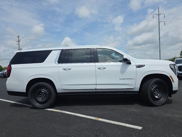 New 2026 GMC Yukon XL Denali w/ Denali Reserve Package AWD/4WD image 18