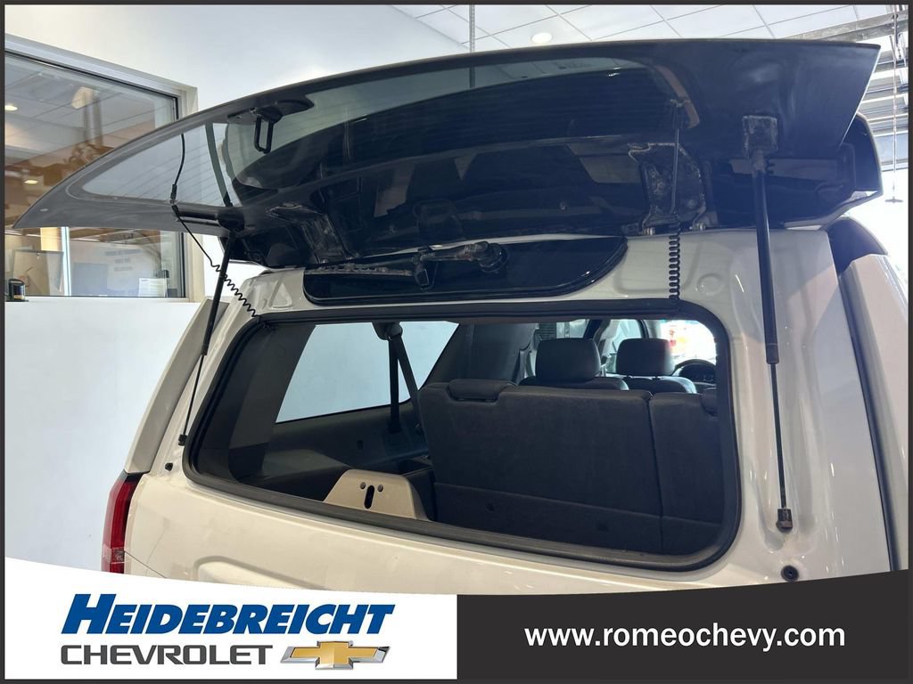 Used 2016 Chevrolet Suburban LTZ AWD/4WD image 15