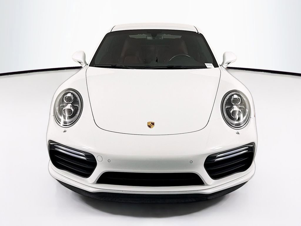 Used 2018 Porsche 911 Turbo image 2