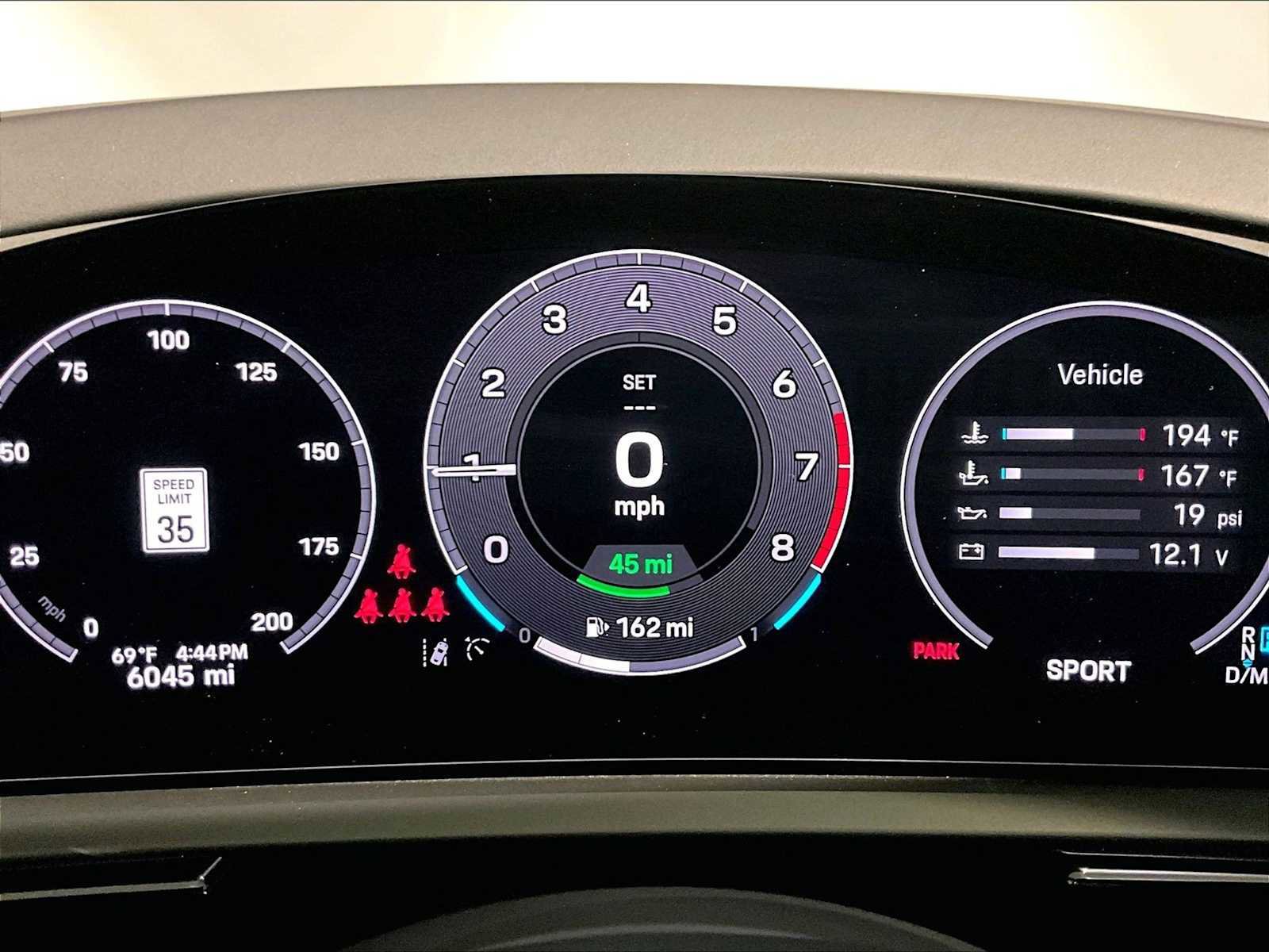 Used 2025 Porsche Cayenne S image 21