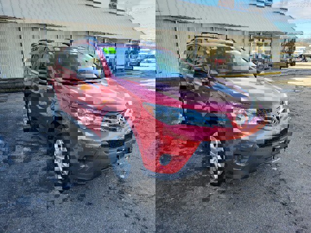 Used 2013 Toyota RAV4 LE image 5