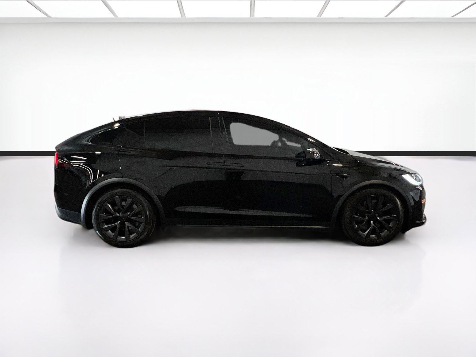 Used 2025 Tesla Model X AWD/4WD image 24