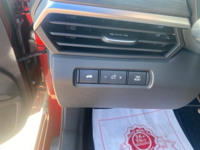 New 2025 Nissan Altima 2.5 SV w/ SV Special Edition Package image 19