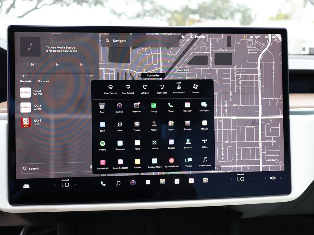 Used 2022 Tesla Model S image 57