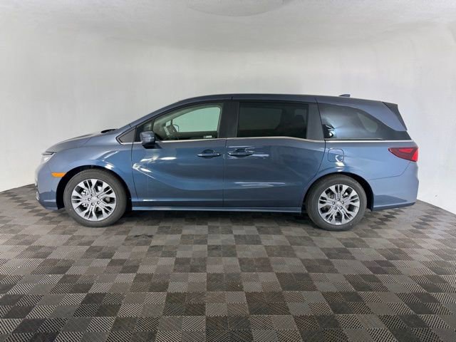 Certified 2026 Honda Odyssey Touring image 10