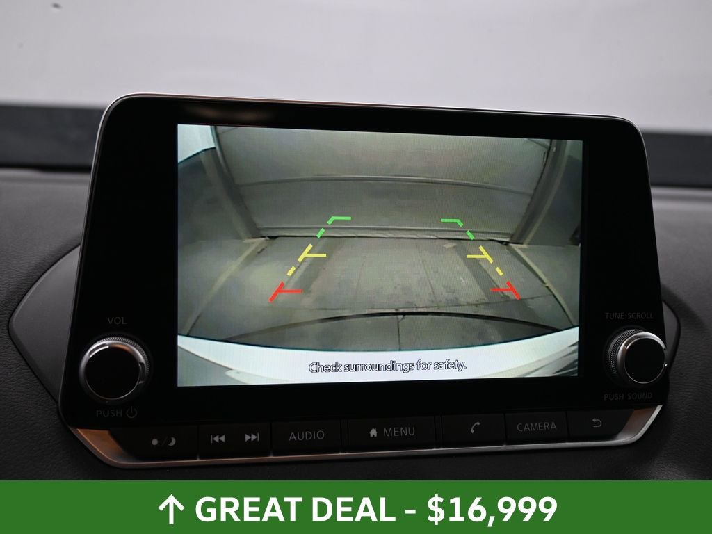 Used 2024 Nissan Sentra SV image 36