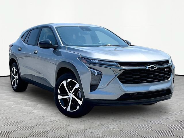 Used 2025 Chevrolet Trax RS w/ Driver Confidence Package
